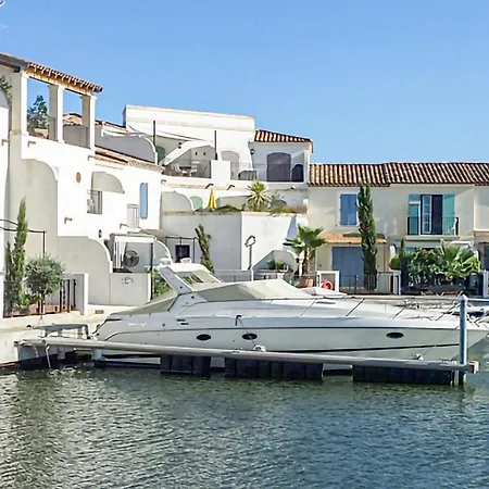 Beautiful In Vakantiehuis Aigues-Mortes